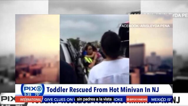 Una más: Encierra a su hija en auto mientras ella se va de 'shopping' (VIDEO)