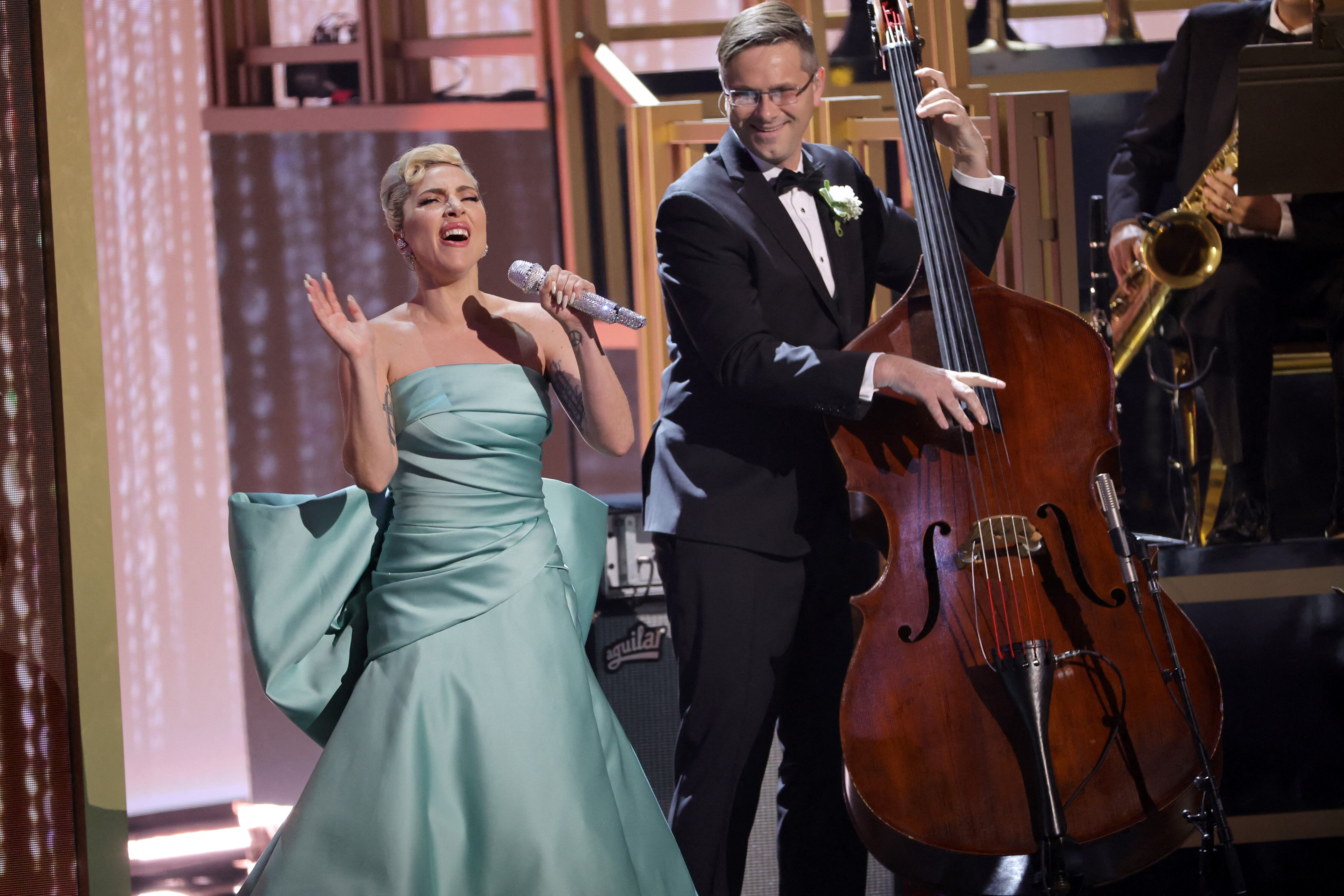 Lady Gaga en los premios Grammy 2022.