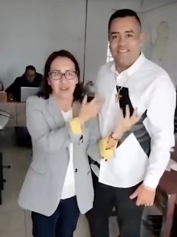 Alejandro Gilmare Mendoza, El Choko, con Azucena Cisneros