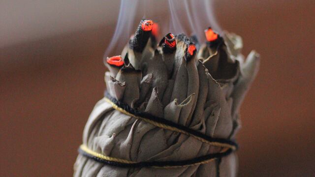 Ritual de abundancia para el eclipse solar de abril 2023