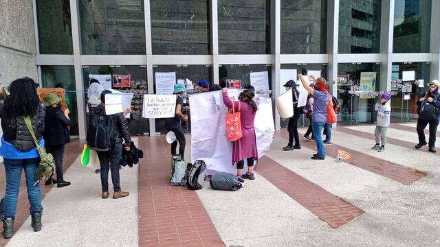 Manifestación exige salida de Canek Vázquez del Infonavit