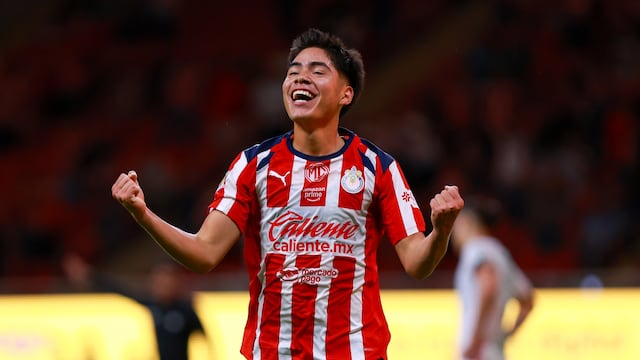 Samir Inda en su debut con Chivas.