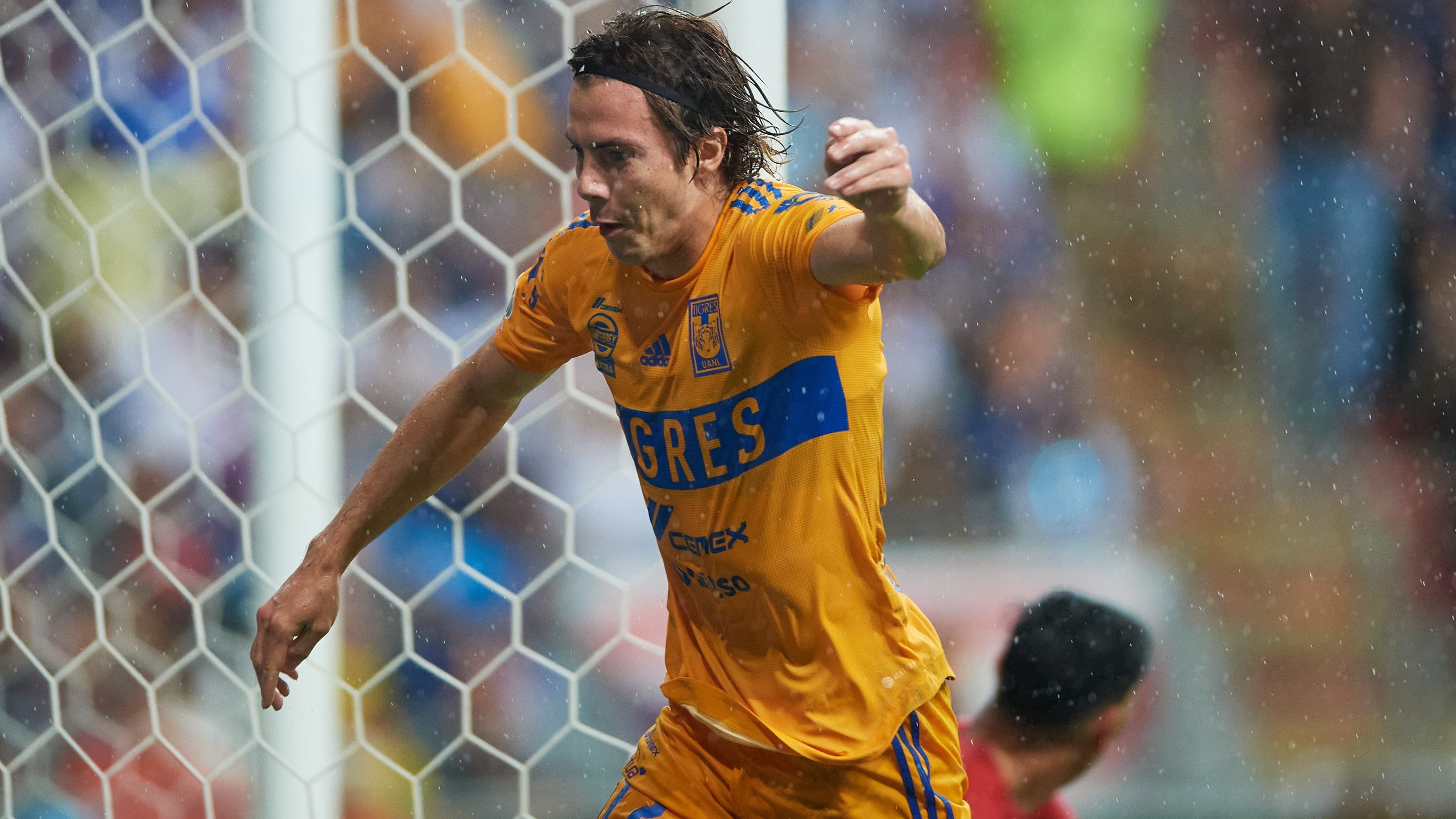 Sebastián Cordova