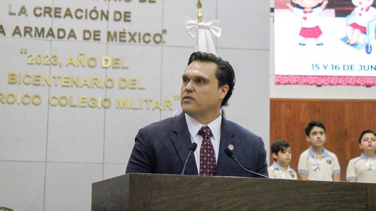 Humberto Prieto reta a Cabeza de Vaca a atender su situación jurídica