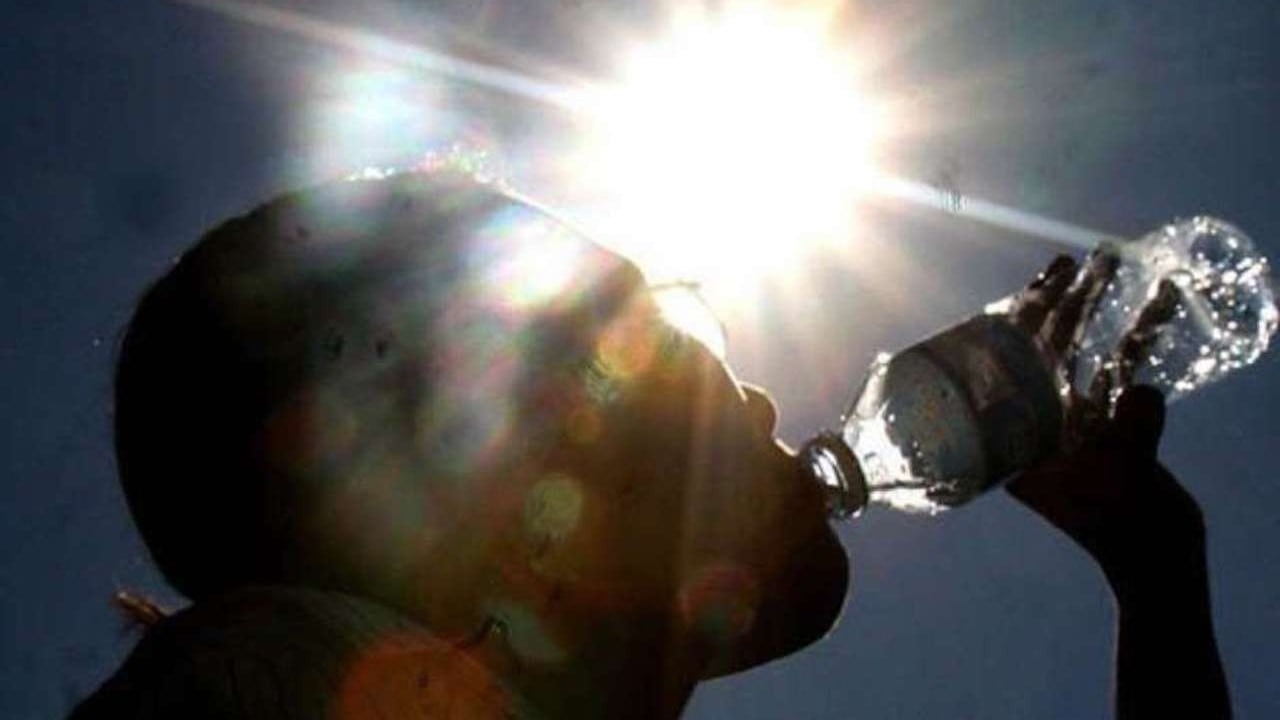 Protección Civil recomienda hidratación suficiente por ola de calor