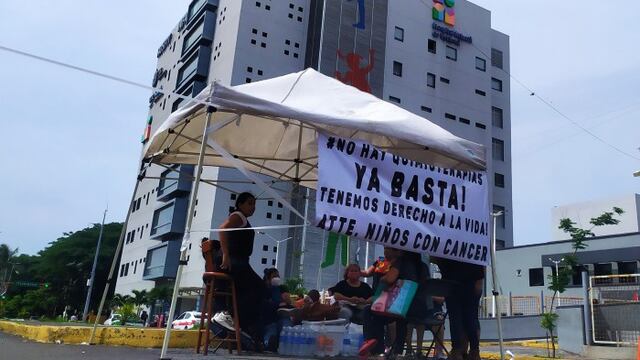 Padres de niños con cáncer