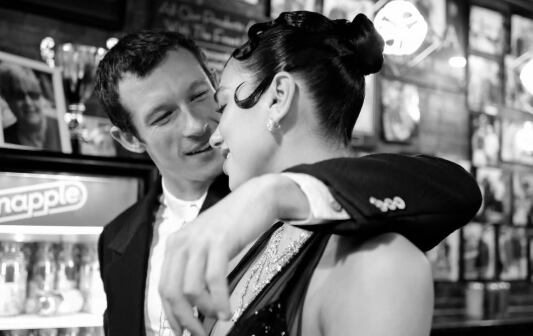 Dua Lipa y Callum Turner