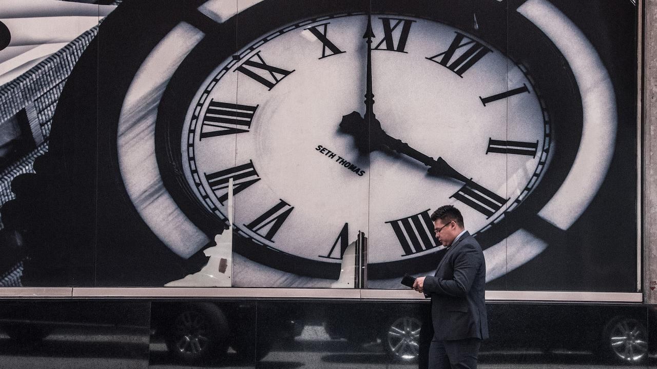 El reloj de Dios en un gobierno de ‘izquierda’