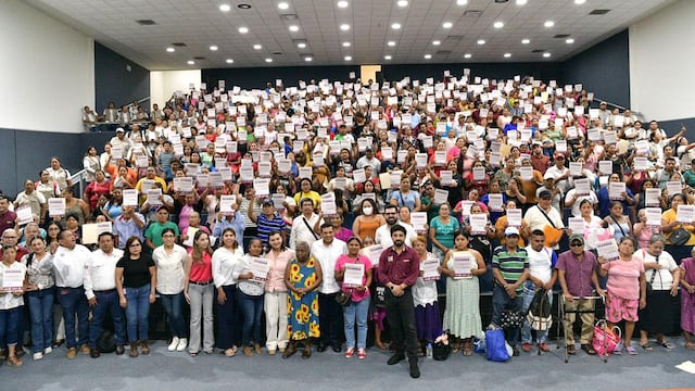 Tabasco otorga 485 certificados de Vivienda del Bienestar a jefas de familia.