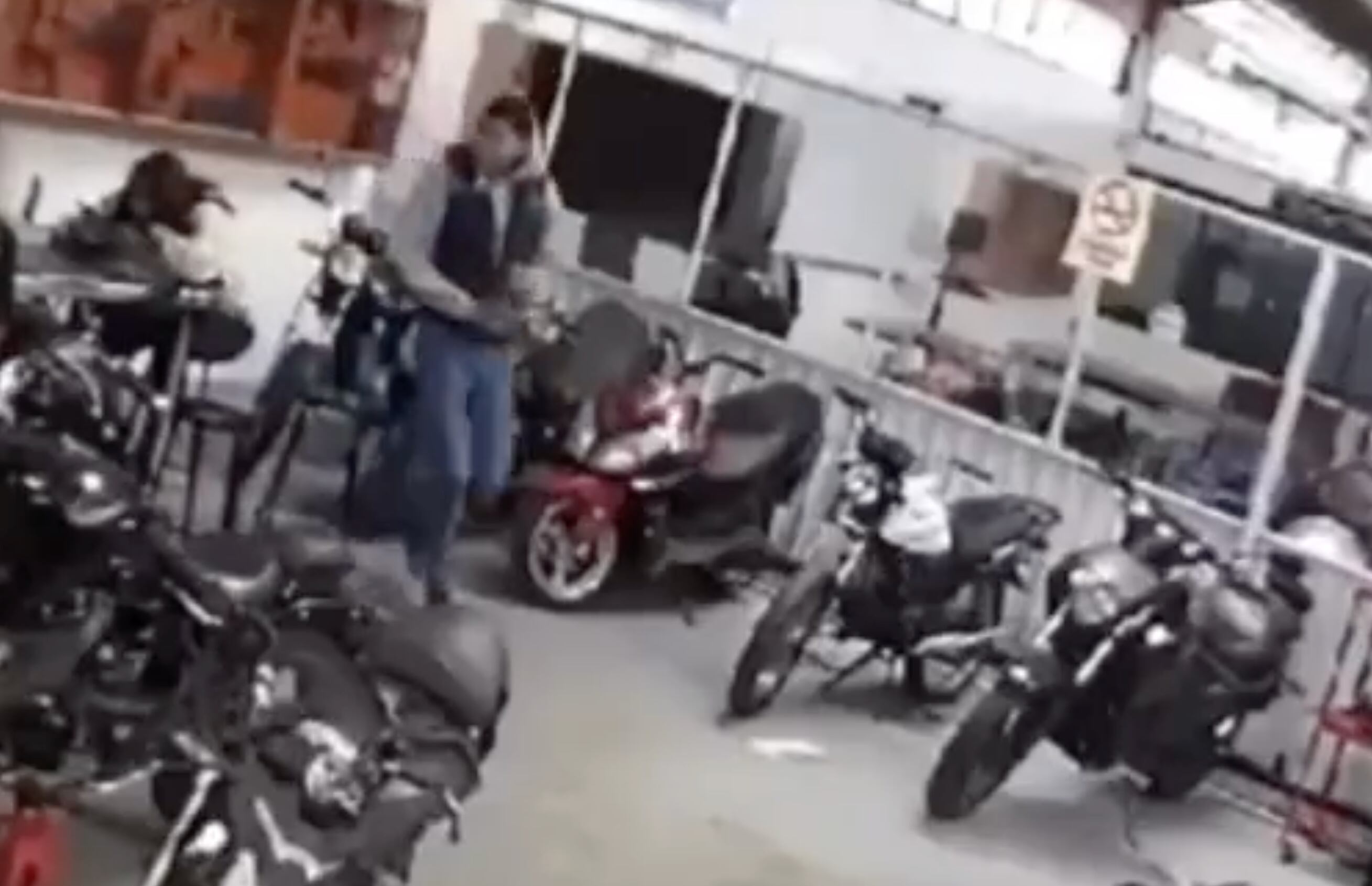 Prenden fuego a estudiante de Texcoco