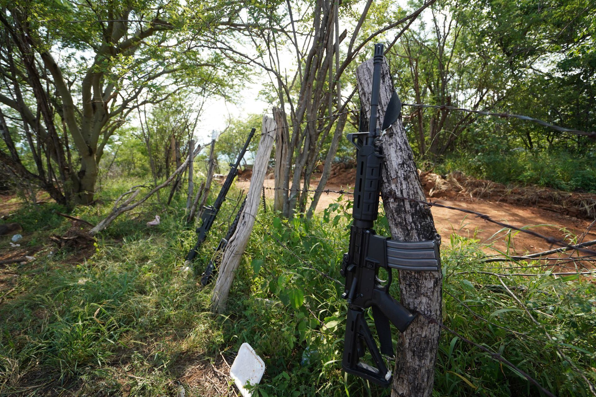 Abandono de Tepalcatepec por enfrentamientos con CJNG