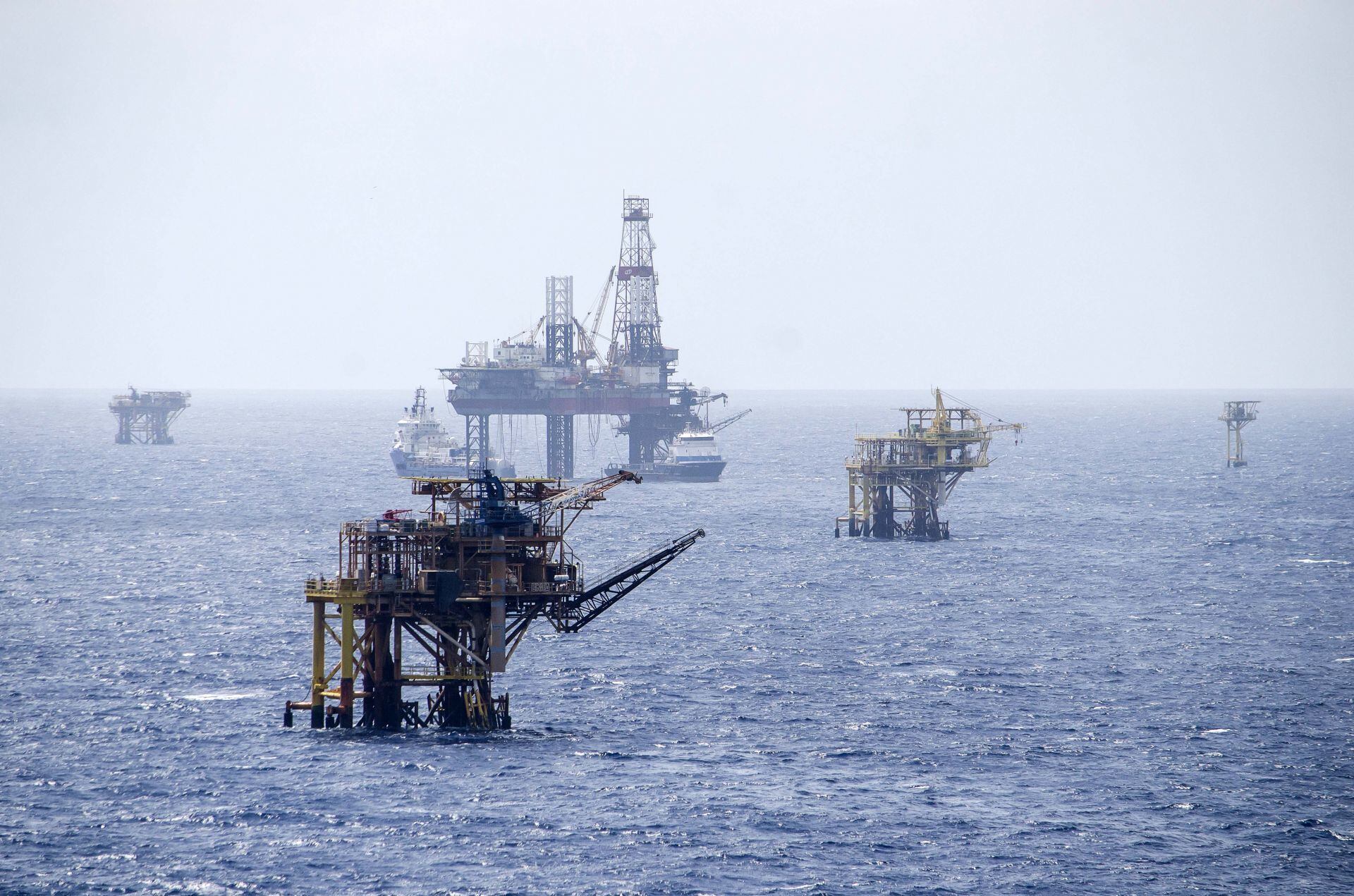 Plataformas de Pemex en la Sonda de Campeche
