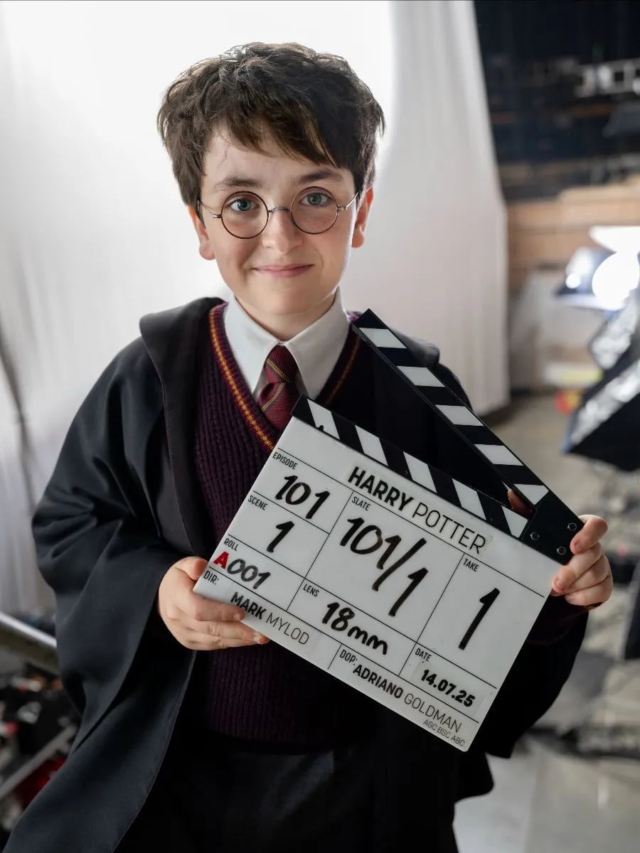 Así se ve Dominic McLaughlin como Harry Potter en la nueva serie de HBO