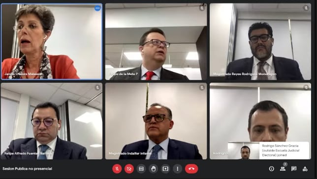 Sesión sin José Luis Vargas y Mónica Soto