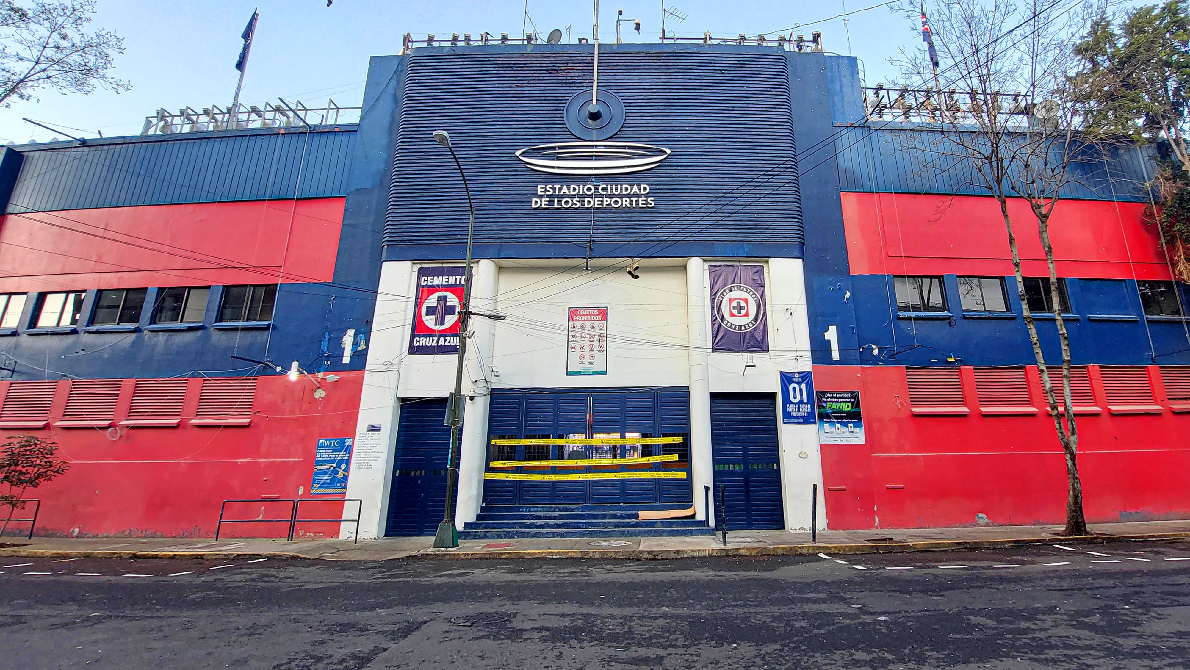 Estadio Ciudad de los Deportes tras ser clausurado.