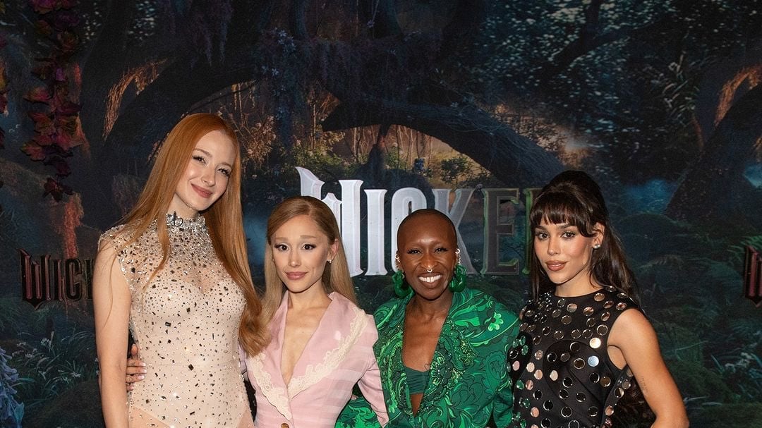 Danna Paola y Ariana Grande protagonizan el comercial de Cinépolis para Wicked