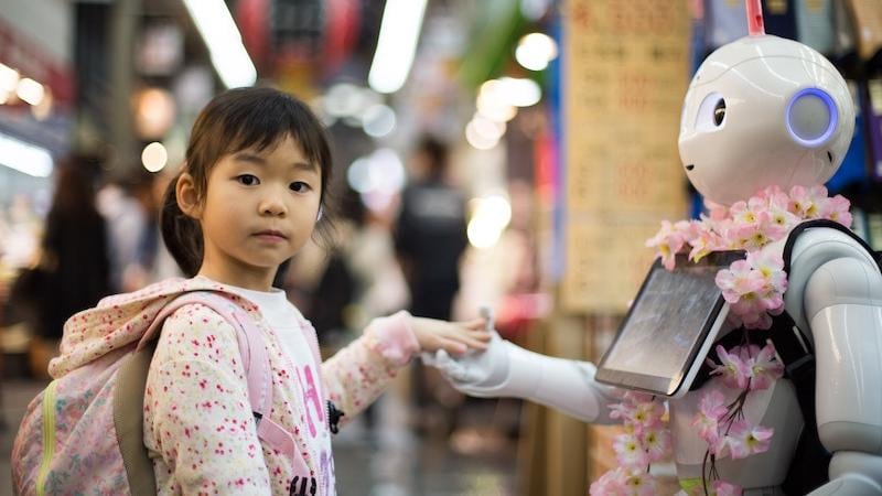 Los robots tardarán varios años en aprender a amar a los humanos (VIDEO)
