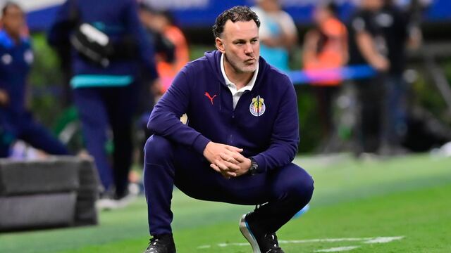 Gabriel Milito, DT de Chivas.