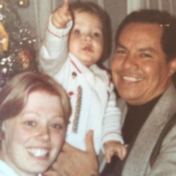 Joy Huerta con su mamá, Michelle Lee Uecke Miller