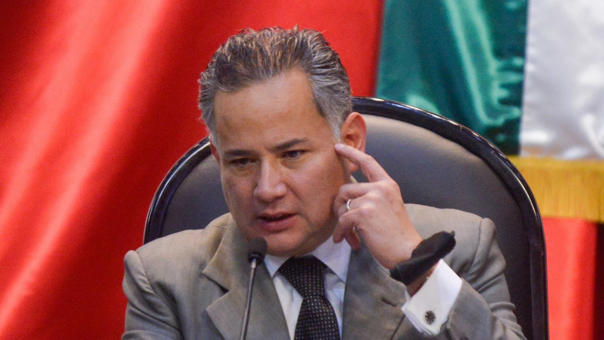 Santiago Nieto: Lo denuncian por supuesto lavado de dinero con empresas con su cuñado