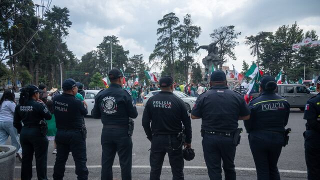 Ricardo Moreno coordina operativo de seguridad y limpieza tras festejo del triunfo de México.