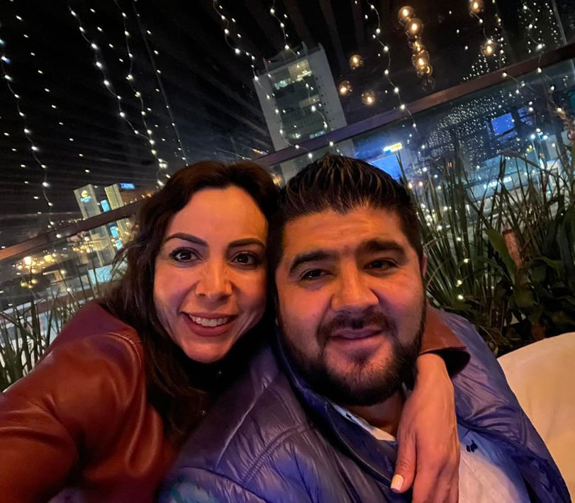 Yulm Rocha y su esposo