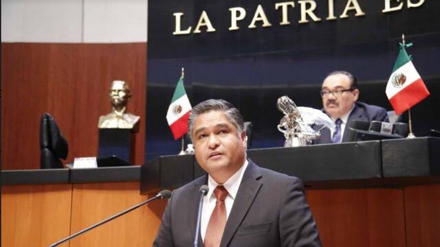 El senador Víctor Fuentes, lo mejorcito que tiene el PAN en NL, pero los migajeros que mangonean a ese partido, no quieren que compita por la gubernatura.