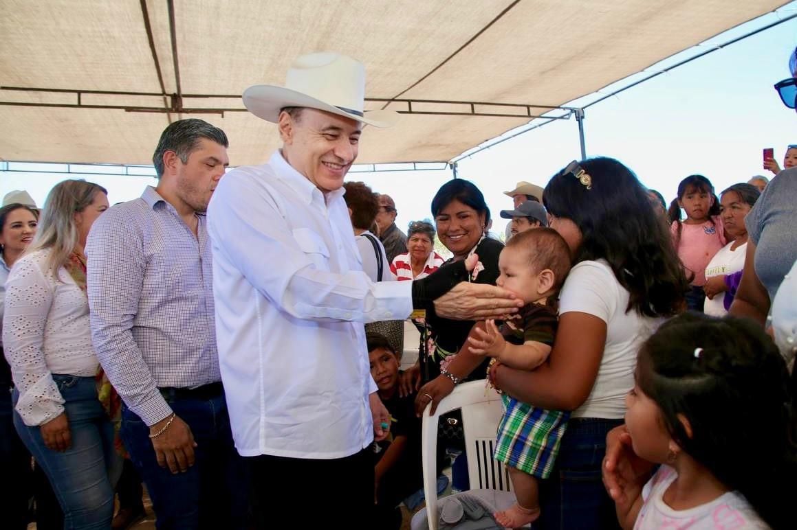 Alfonso Durazo salda deuda histórica con pequeños productores de Sonora