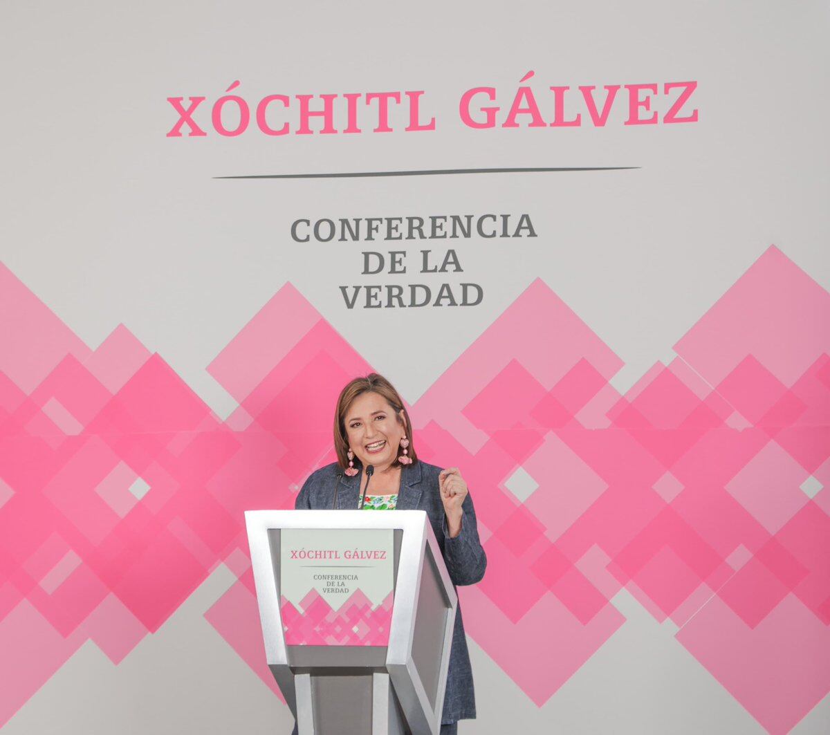 xÓCHITL gÁLVEZ