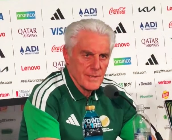 Hugo Broos, entrenador de Sudáfrica