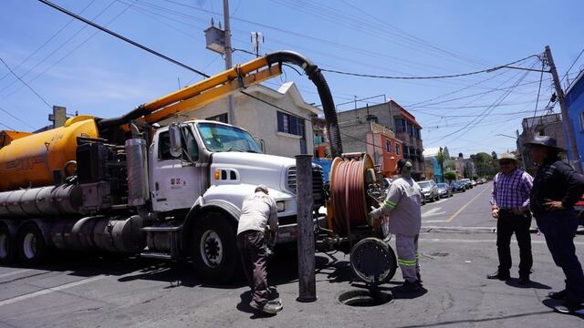 Cuchilla del Tesoro: Vecinos presentaron malestares por olor a combustible en drenaje