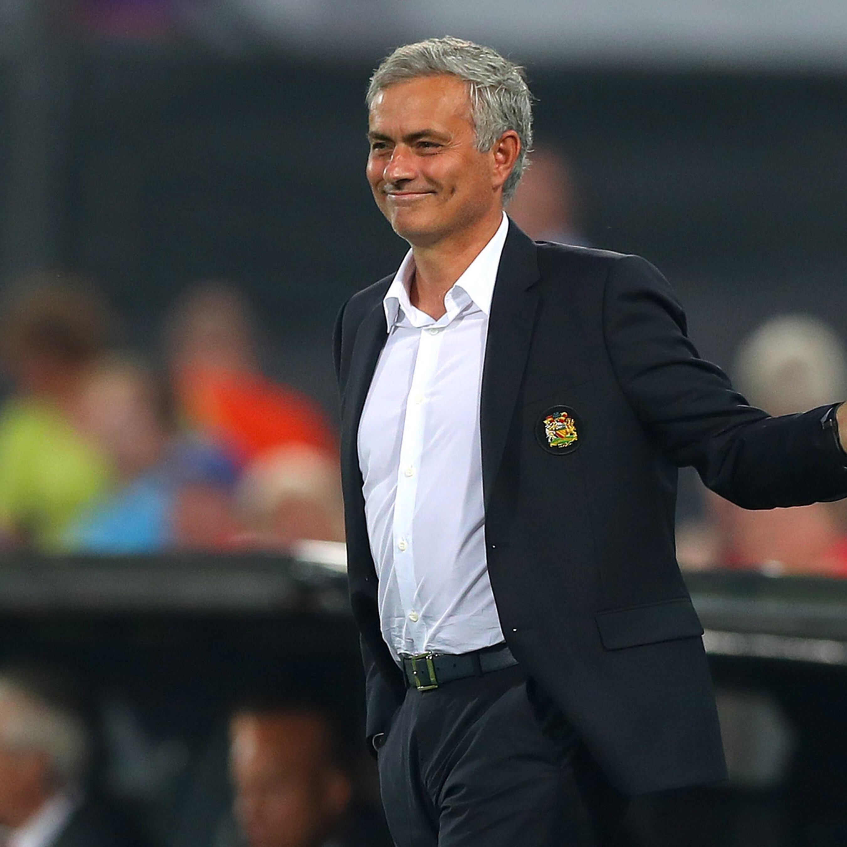 Real Madrid confirma a José Mourinho como su nuevo entrenador