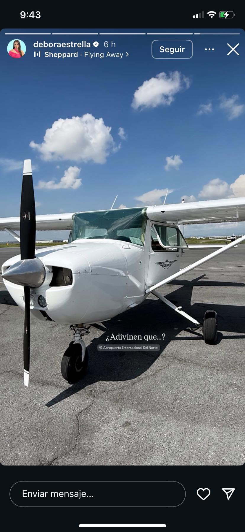 Débora Estrella murió en un accidente al viajar en una avioneta ligera. Ocurrio en el Parque Industrial Ciudad Mitras, municipio de García, Nuevo León.