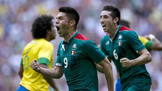 Oribe Peralta y Héctor Herrera
