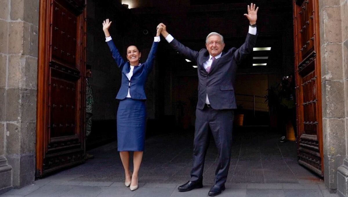 Claudia Sheinbaum y AMLO en su reunión en Palacio Nacional