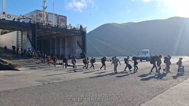 Barco con menores hallado en Sinaloa