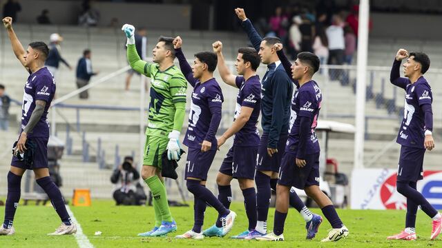 Integrante de La Casa de los Famosos 2025 revela pleito de jugadores en Pumas.