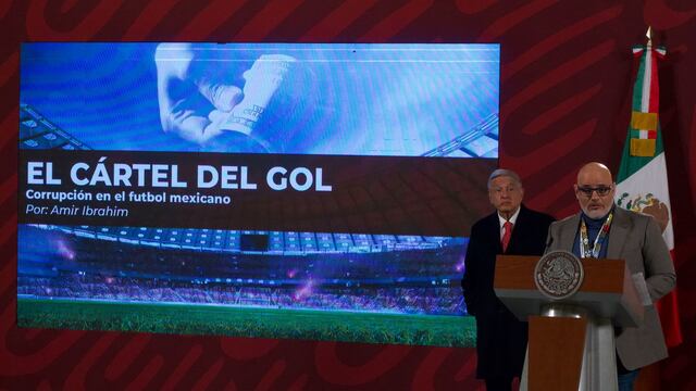 Exhiben en mañanera de AMLO llamada entre Decio de María de la Femexfut y Jesús Martínez