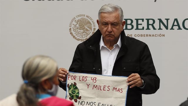 AMLO se reúne con su gabinete de seguridad y fiscal de caso Ayotzinapa