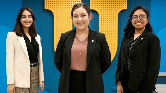 Estudiantes de Derecho de la UANL