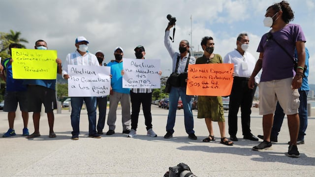 Protestan por asesinato a periodistas