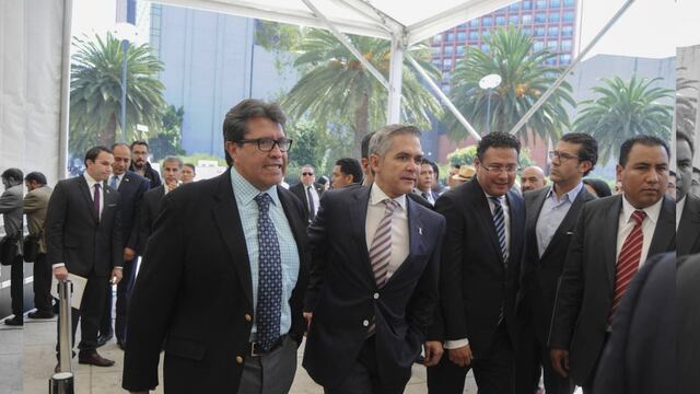 El delegado en Cuauhtémoc aseguró que buscan reubicar a los ambulantes en algun nuevo lugar, por lo que se están coordinando con el GDF para encontrar una solución.