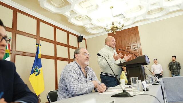 El gobernador de Jalisco pidió cerrar el aeropuerto a vuelos internacionales.