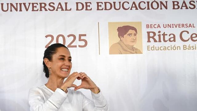 Claudia Sheinbaum entrega Beca Rita Cetina