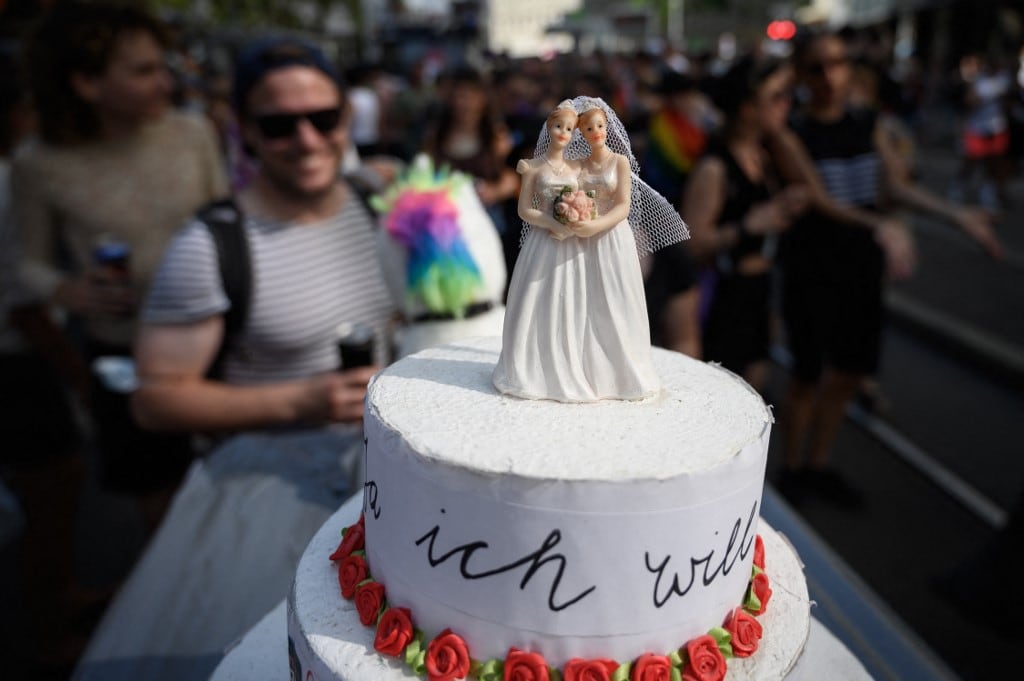Aprobación del matrimonio igualitario en Suiza