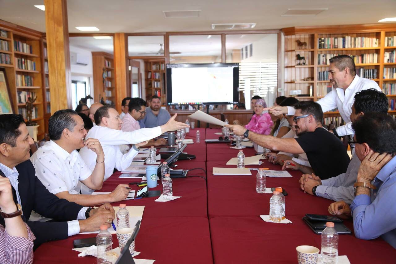 Alfonso Durazo Montaño, gobernador de Sonora, en reunión con Sedatu