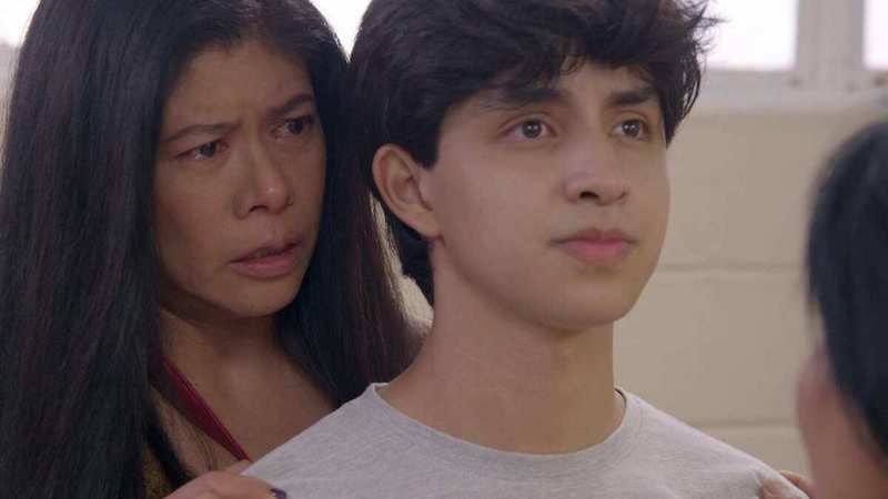 La Rosa de Guadalupe: ¿De qué trata “También a los hombres”?