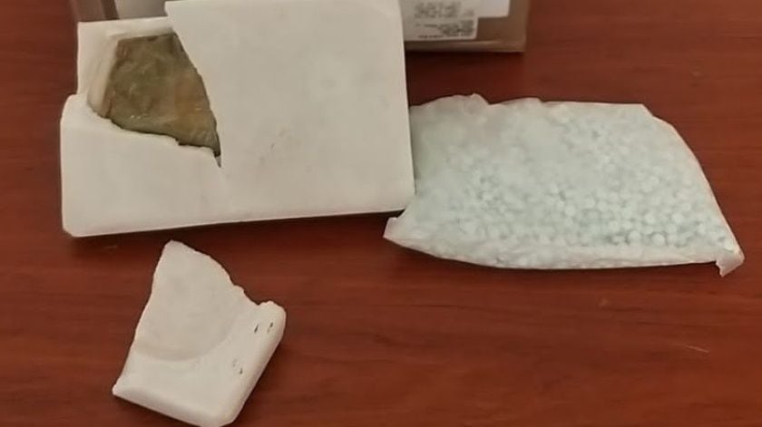 Fentanilo en lápida de mármol