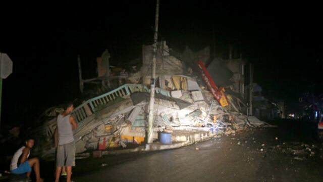 Edificar y reparar 153 mil viviendas, 13 mil escuelas y mil 225 inmuebles históricos en México requerirá del compromiso inequívoco de los tres órdenes de gobierno