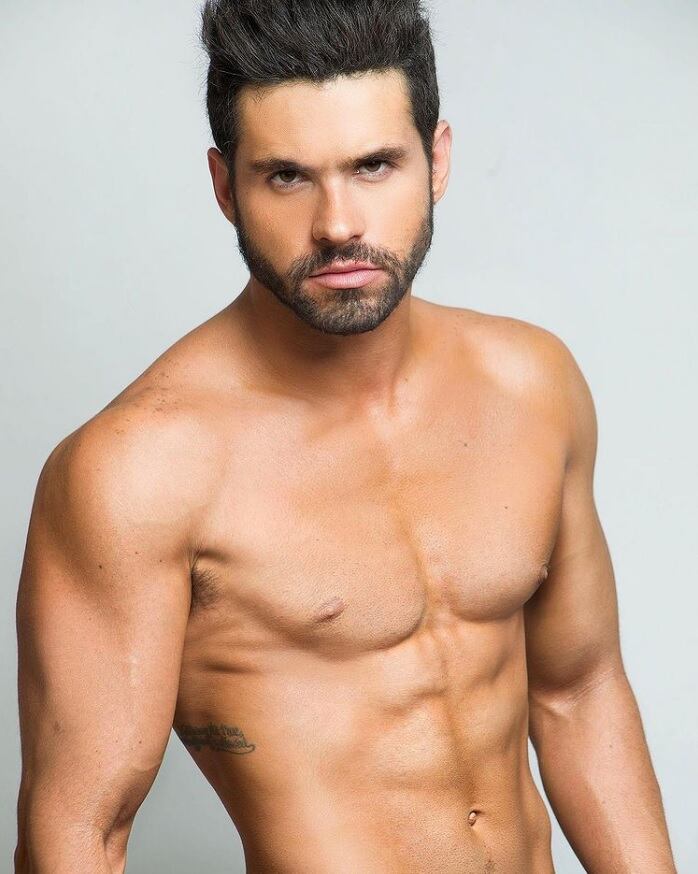 Eleazar Gómez